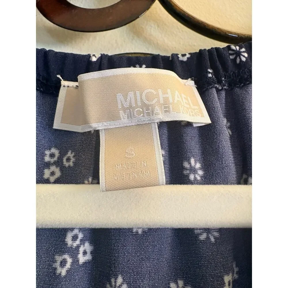 D74 Michael Kors blue floral knee length v neck dress size small